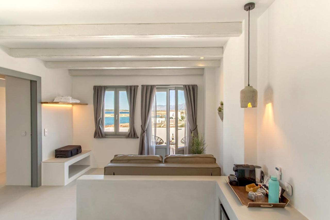 Paros Cape Suites Науса Екстер'єр фото