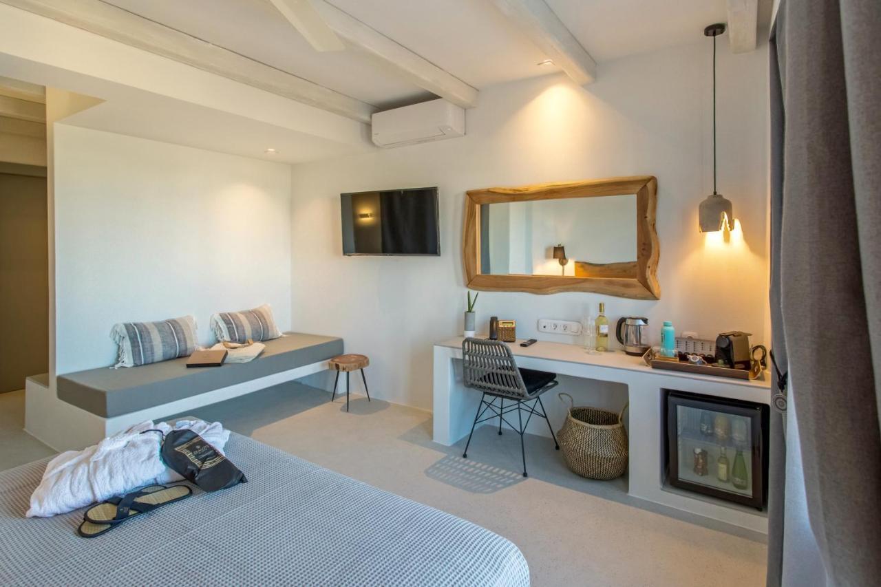Paros Cape Suites Науса Екстер'єр фото