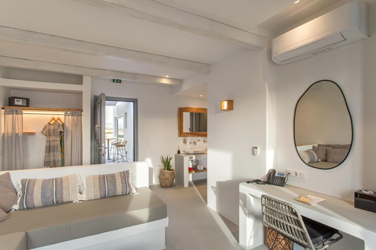 Paros Cape Suites Науса Екстер'єр фото