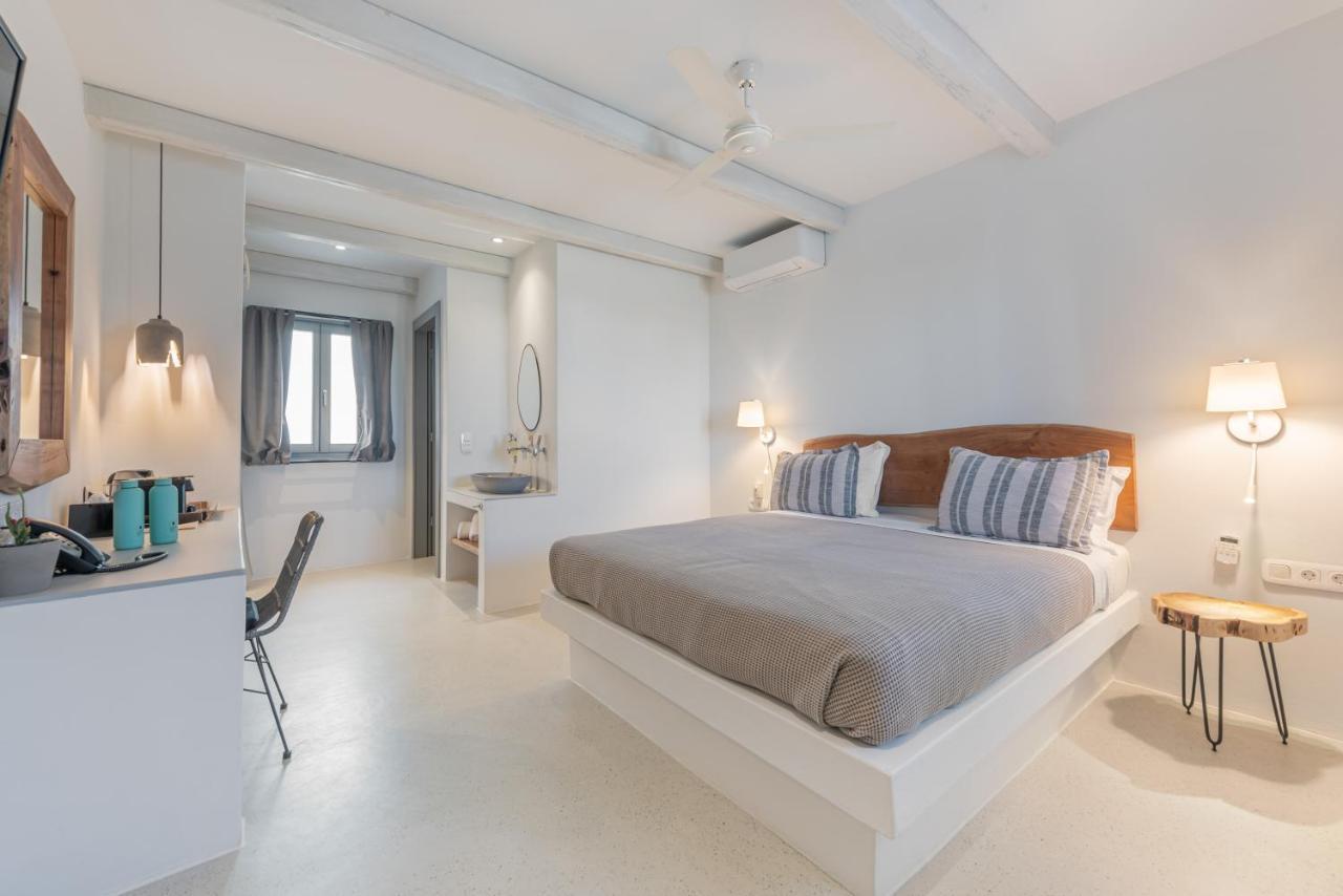 Paros Cape Suites Науса Екстер'єр фото