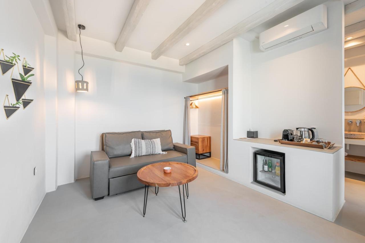 Paros Cape Suites Науса Екстер'єр фото