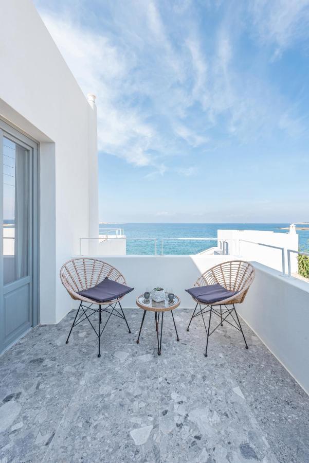 Paros Cape Suites Науса Екстер'єр фото
