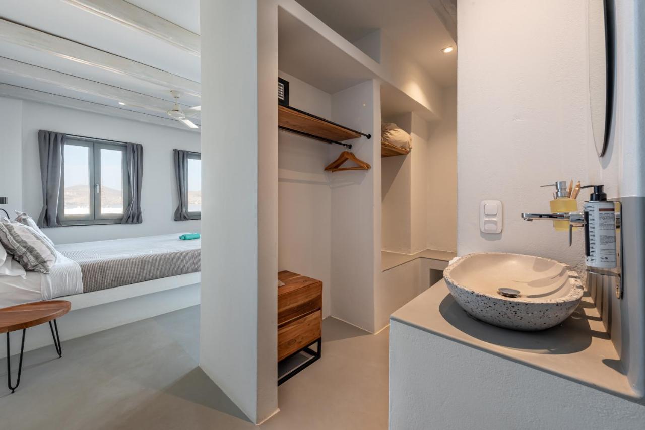 Paros Cape Suites Науса Екстер'єр фото